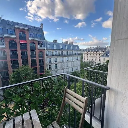 Apartment Parisien Sur Les Quais De Seine *